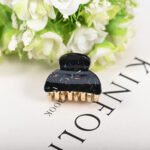 Acrylic Hair Clips Women's Ponytail Hair Catching Bath Tray Hair Clips - Image 3
