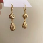 2026 New Slim Hoop Earrings, Elegant High-End Ear Cuffs For Women - Image 2