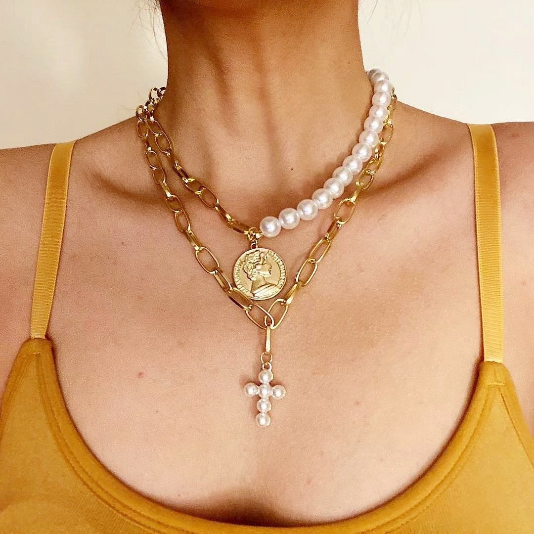 6a5e9d39-6b77-435a-85f0-a7c0ed145ad7.jpg Pearl Choker Clavicle Chain Cross - Image 1