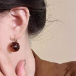 Maillard Autumn Winter Amber Earrings Women Circle Hoop Ear Cuffs Light Luxury - Image 2