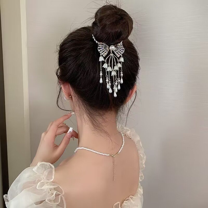 e560410e-02cd-4285-ac25-b64a3d253f83.jpg Back Of The Head Balls Hair Clips - Image 1